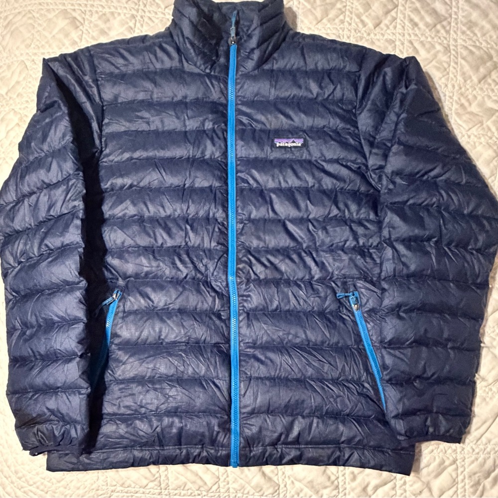 Patagonia Down Sweater Men Medium Navy Blue Puffer Jacket full zip
